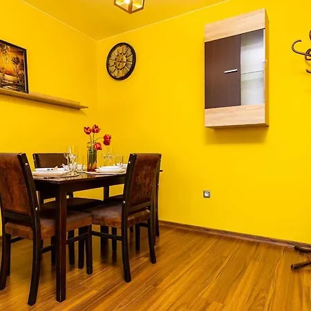 Apartment Center Aleko Konstantinov *