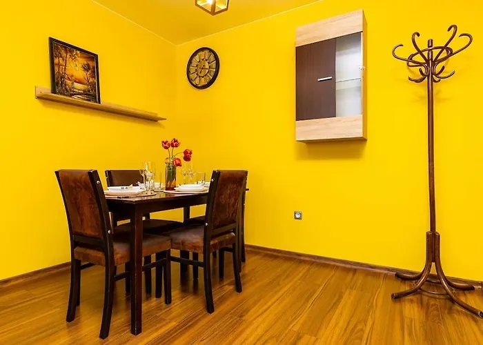 Apartment Center Aleko Konstantinov *